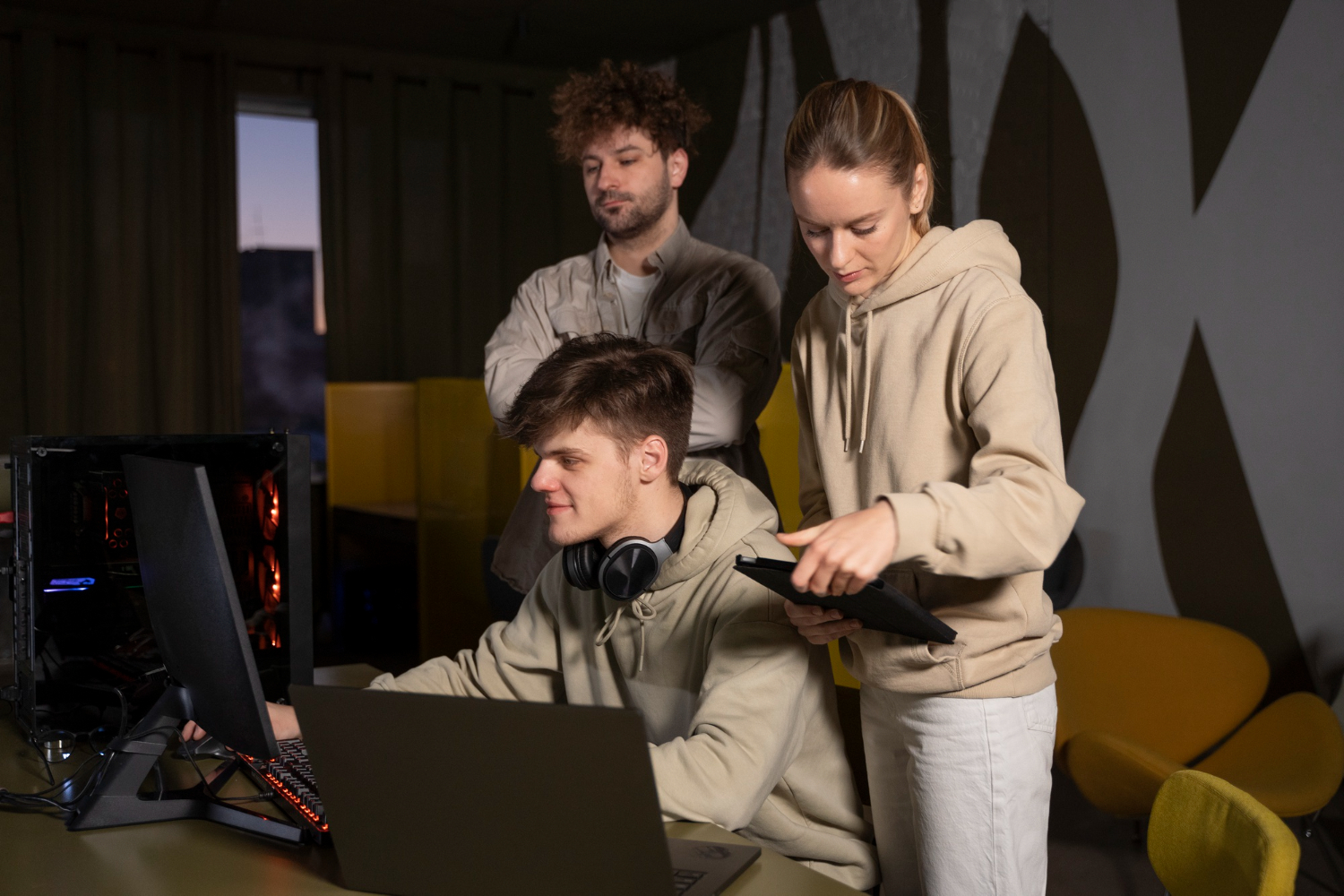 Estudo revela como os jogadores de esports treinam (e o que os separa dos amadores)